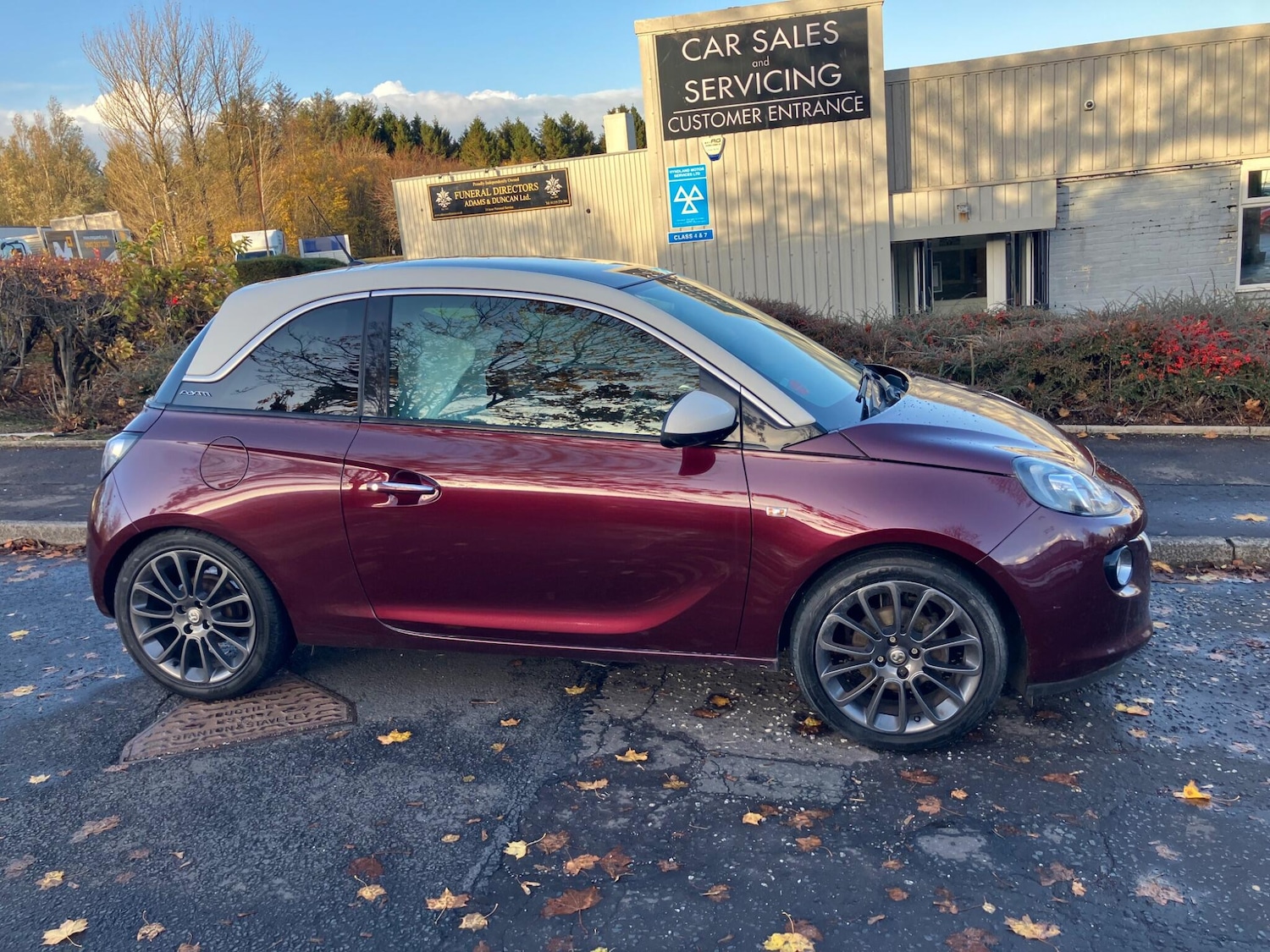 Used Vauxhall ADAM 2013 for sale - 76781628: Photo 2