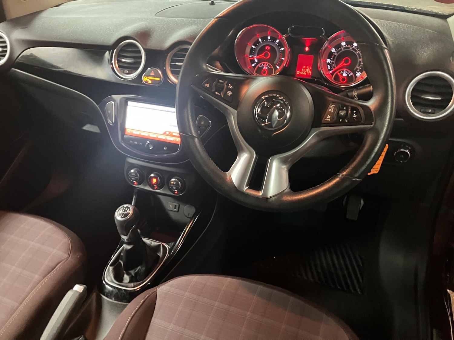 Used Vauxhall ADAM 2013 for sale - 76781628: Photo 9