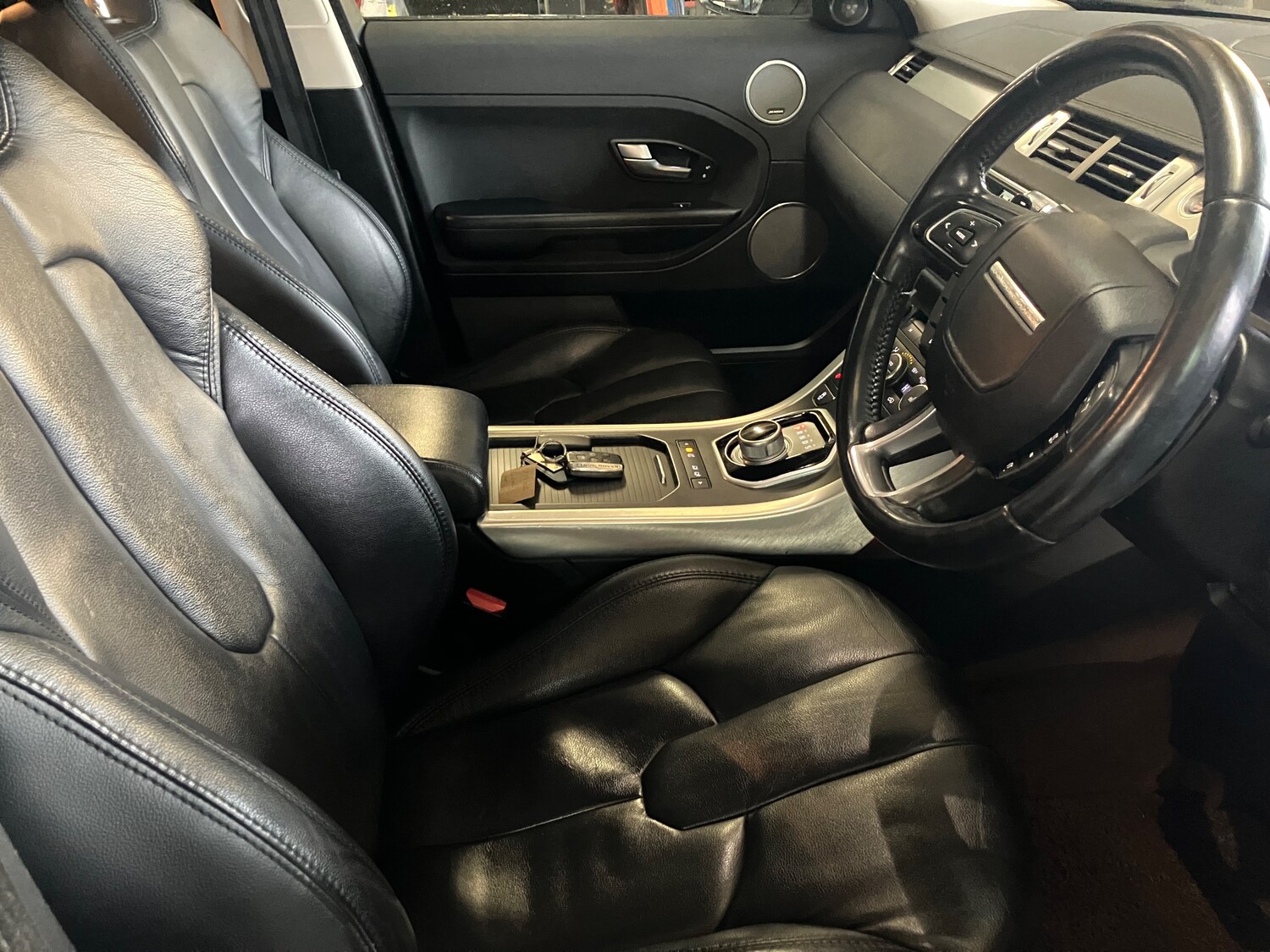 Used Land Rover Range Rover Evoque 2015 for sale - 77685887: Photo 11