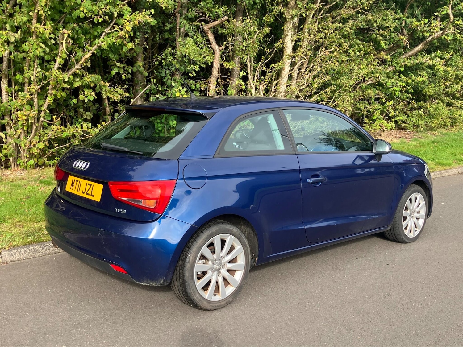 Used Audi A1 2011 for sale - 76781272: Photo 3