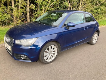 Used Audi A1 2011 for sale - 76781272: Photo