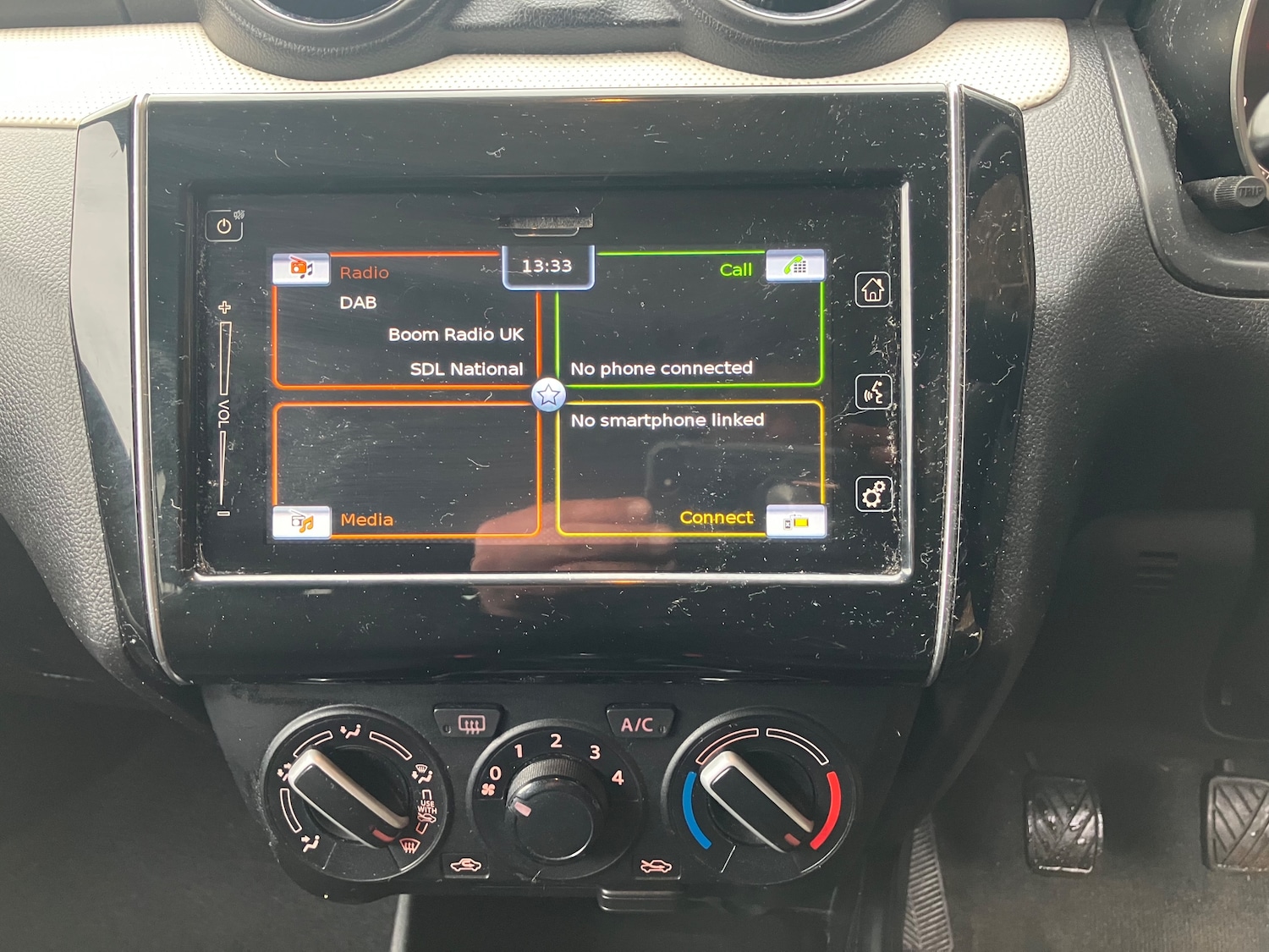 Used Suzuki Swift 2017 for sale - 77287402: Photo 12