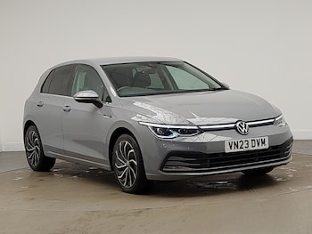 Used Volkswagen Golf 2023 for sale - 78669800: Photo