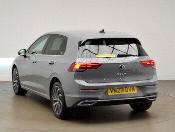 Used Volkswagen Golf 2023 for sale - 78669800: Photo