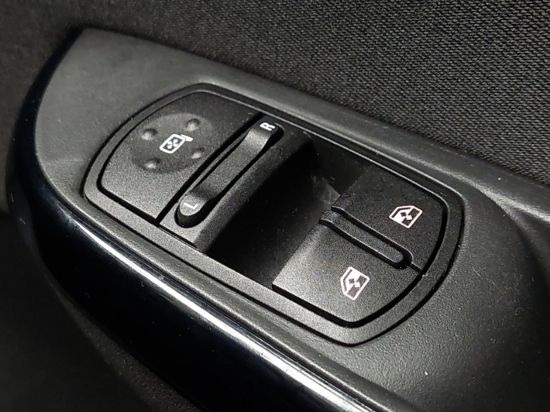 Used Vauxhall Corsa 2018 for sale - 77622991: Photo 17