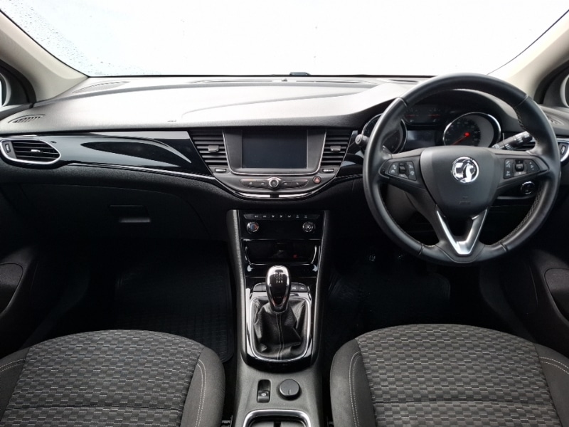 Used Vauxhall Astra 2018 for sale - 76795478: Photo 2