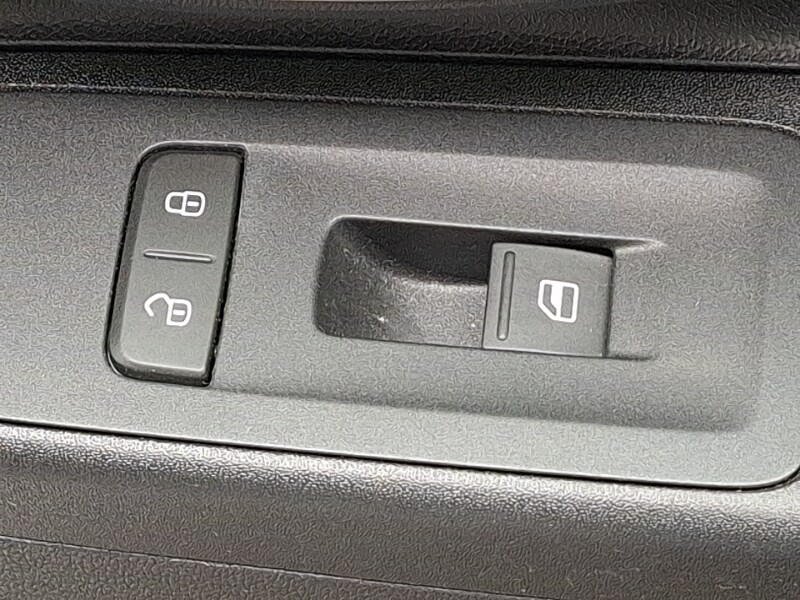 Used Volkswagen up! 2013 for sale - 77702217: Photo 15