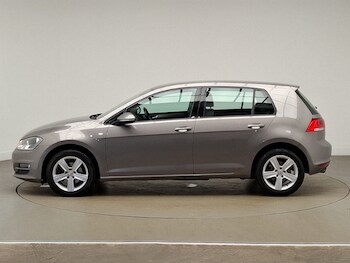 Used Volkswagen Golf 2015 for sale - 78099172: Photo