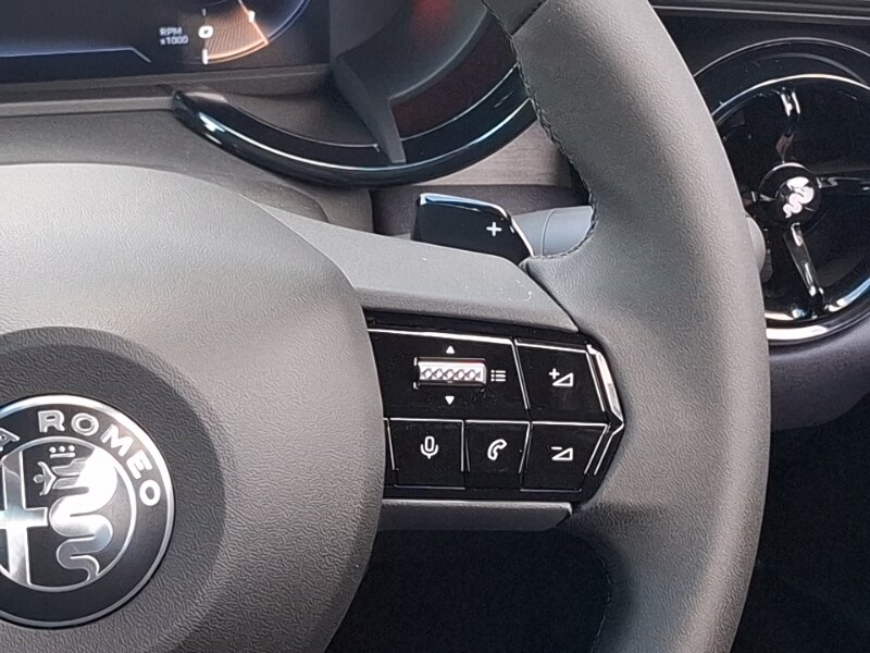 Used Alfa Romeo Junior 2025 for sale - 77790567: Photo 11