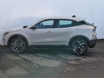 Used Alfa Romeo Junior 2025 for sale - 77790567: Photo