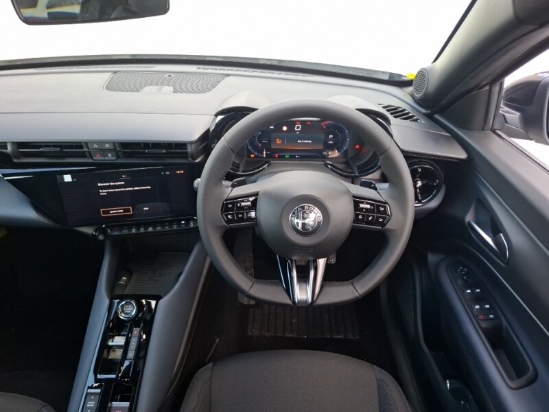 Used Alfa Romeo Junior 2025 for sale - 77790567: Photo 7