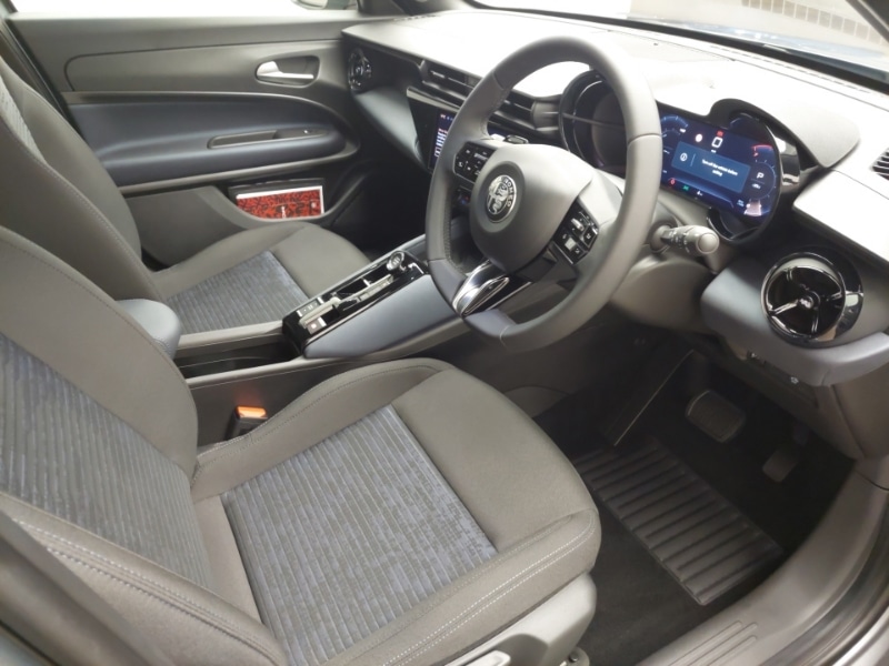 Used Alfa Romeo Junior 2025 for sale - 76365606: Photo 13