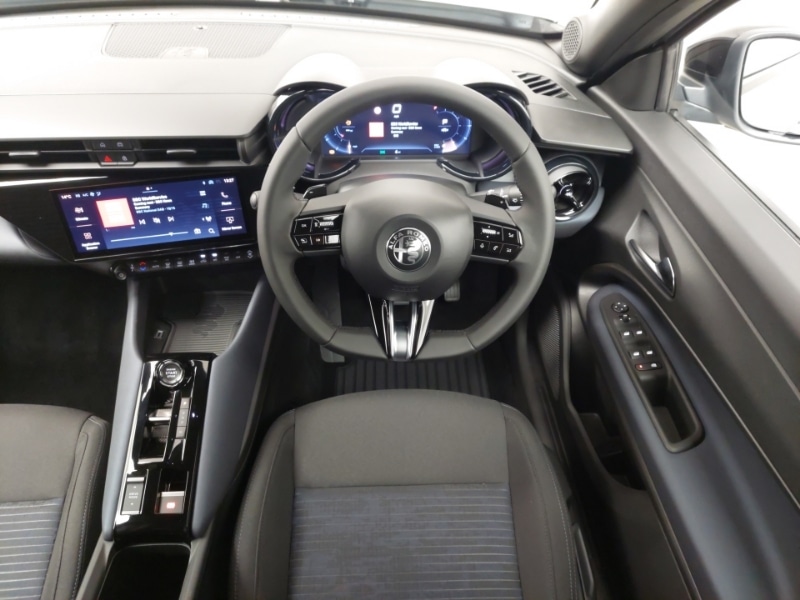 Used Alfa Romeo Junior 2025 for sale - 76365606: Photo 7
