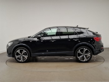 Used Audi Q3 2020 for sale - 79070026: Photo