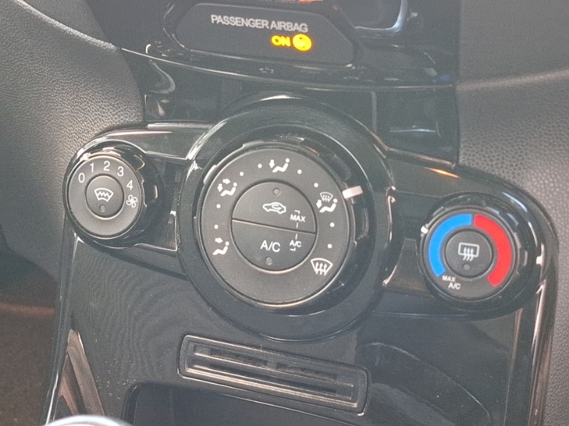 Used Ford Fiesta 2013 for sale - 76800018: Photo 18