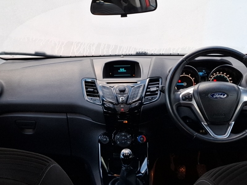 Used Ford Fiesta 2013 for sale - 76800018: Photo 2
