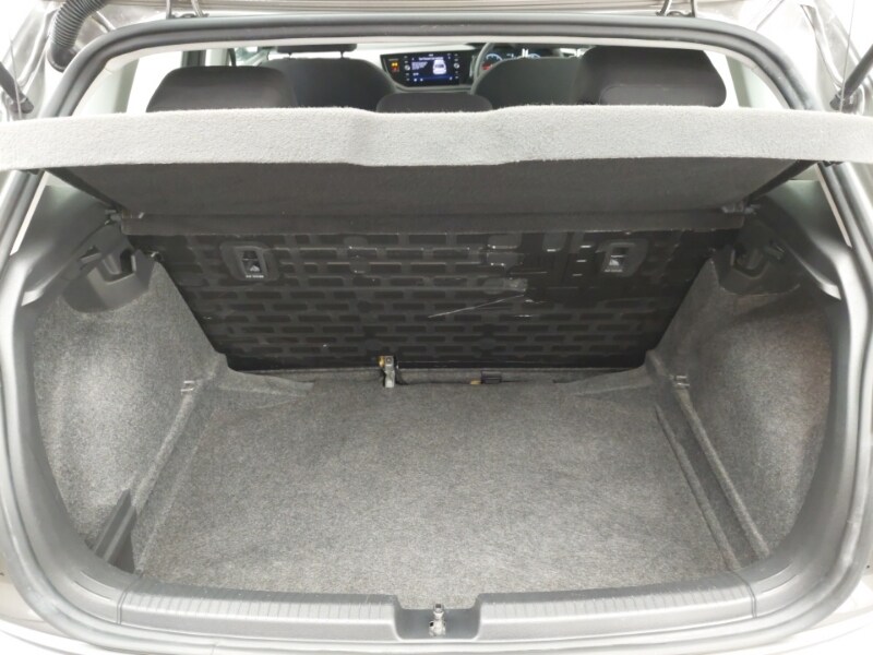 Used Volkswagen Polo 2018 for sale - 77058820: Photo 8