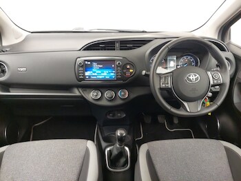 Used Toyota Yaris 2020 for sale - 77448591: Photo