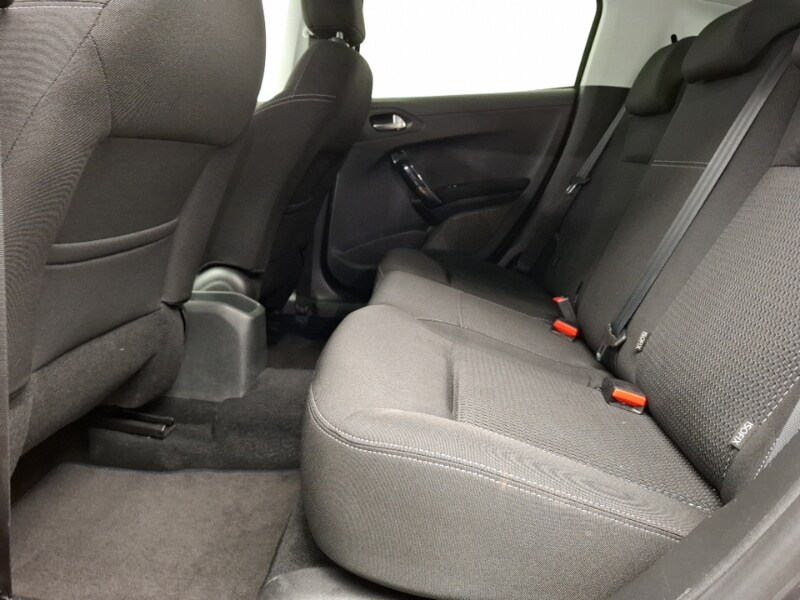 Used Peugeot 208 2019 for sale - 76906515: Photo 6