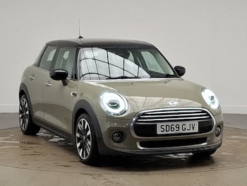Used MINI Hatch 2019 for sale - 78013247: Photo