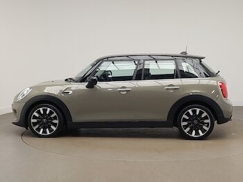 Used MINI Hatch 2019 for sale - 78013247: Photo