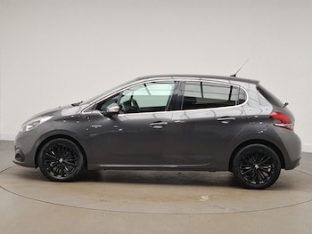 Used Peugeot 208 2019 for sale - 77214207: Photo