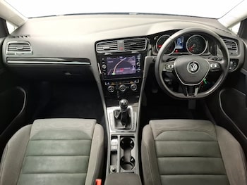 Used Volkswagen Golf 2020 for sale - 78617231: Photo