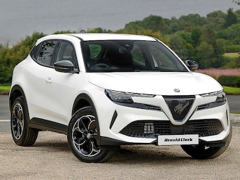 Used Alfa Romeo Junior 2025 for sale - 75518689: Photo