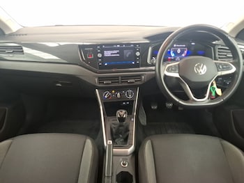 Used Volkswagen Polo 2024 for sale - 79139406: Photo