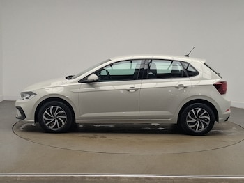 Used Volkswagen Polo 2024 for sale - 79139406: Photo