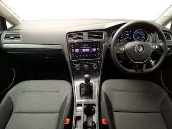 Used Volkswagen Golf 2017 for sale - 78777858: Photo