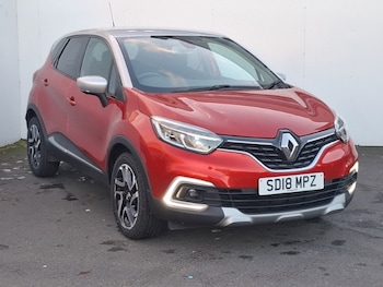 Used Renault Captur 2018 for sale - 77272896: Photo