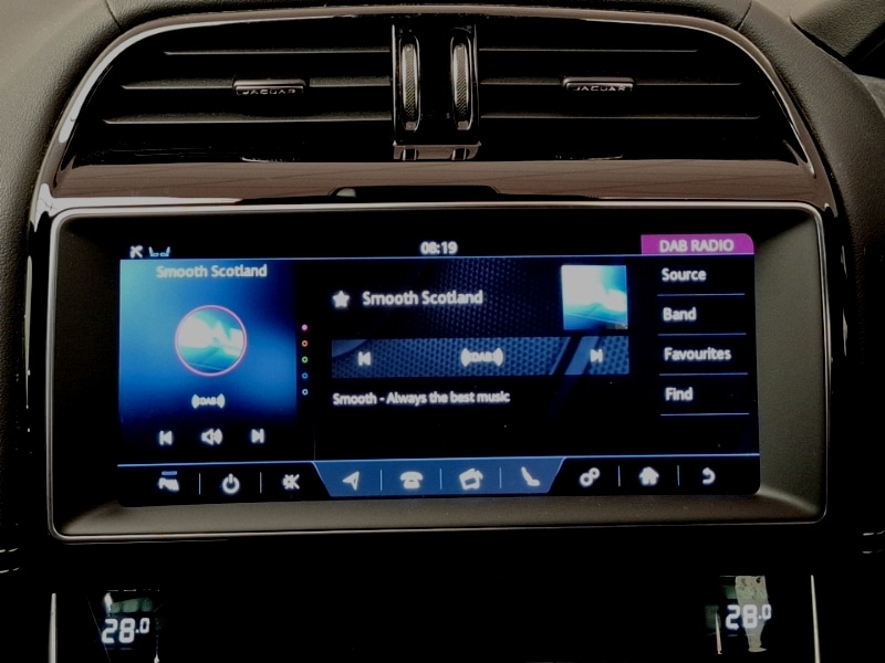 Used Jaguar XE 2019 for sale - 77544048: Photo 10