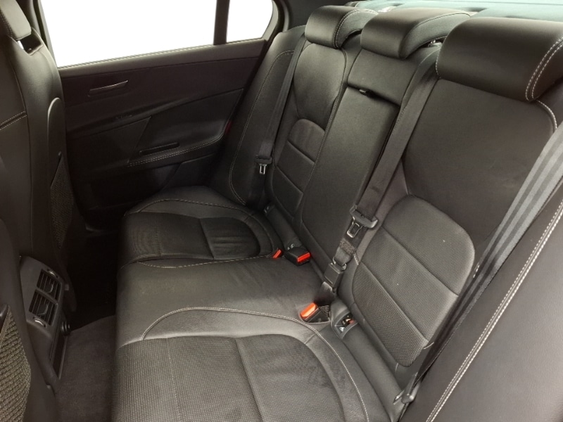 Used Jaguar XE 2019 for sale - 77544048: Photo 6