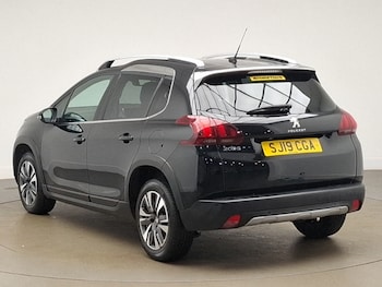 Used Peugeot 2008 2019 for sale - 77987647: Photo