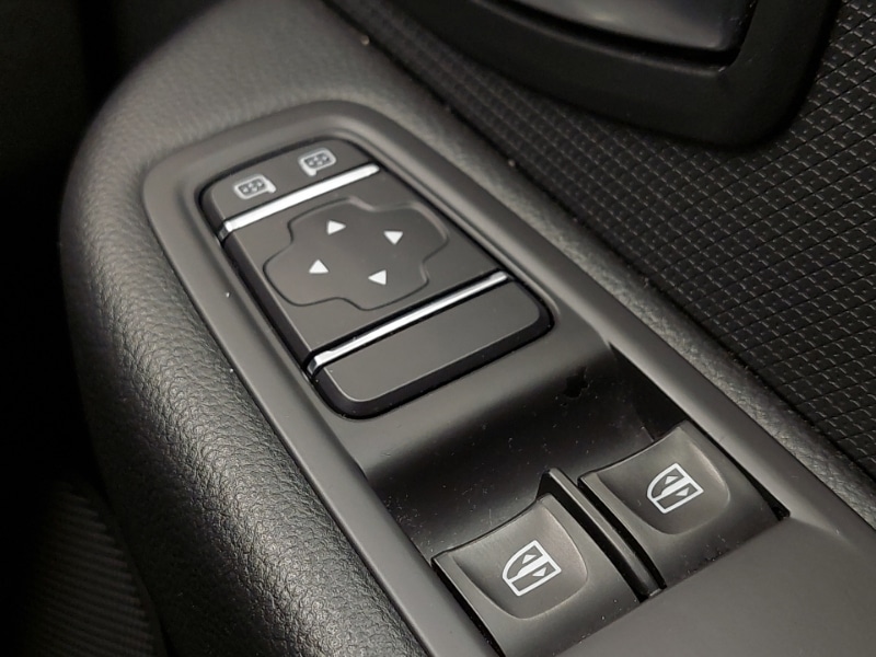 Used Renault Clio 2019 for sale - 76860369: Photo 17