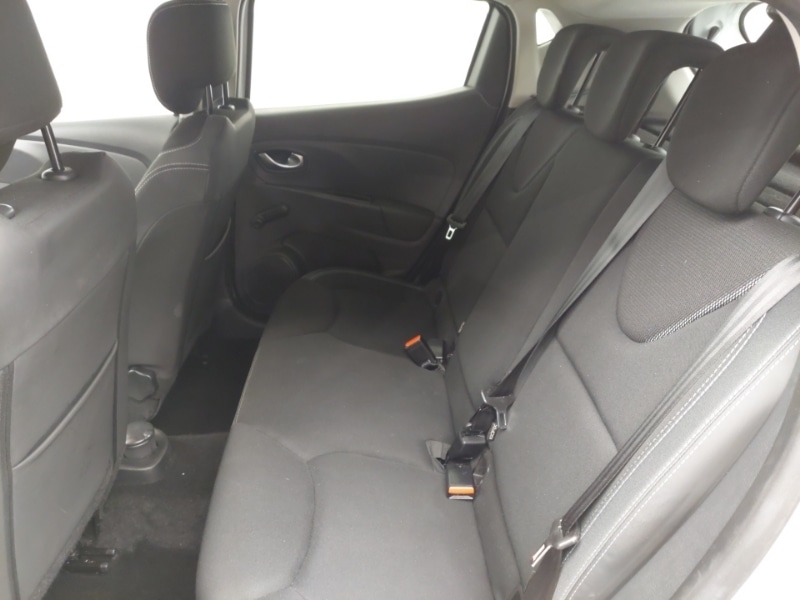 Used Renault Clio 2019 for sale - 76860369: Photo 6