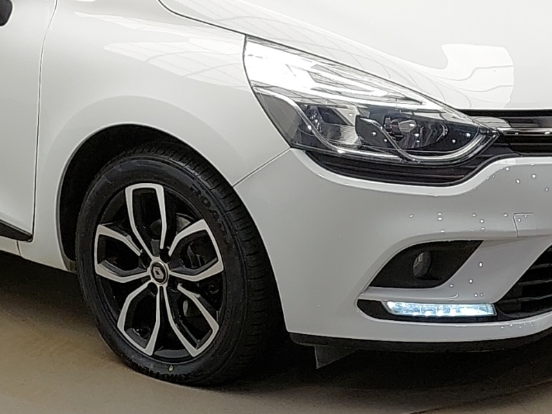 Used Renault Clio 2019 for sale - 76860369: Photo 9