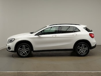 Used Mercedes-Benz GLA 2019 for sale - 77119213: Photo
