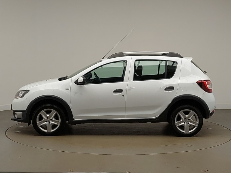 Used Dacia Sandero Stepway 2014 for sale - 77405073: Photo 4