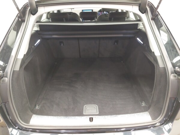 Used Audi A4 2022 for sale - 75933825: Photo 8