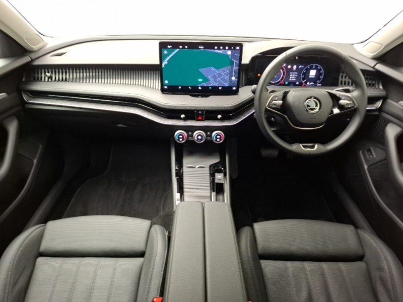 Used Skoda Superb 2024 for sale - 76225872: Photo 2