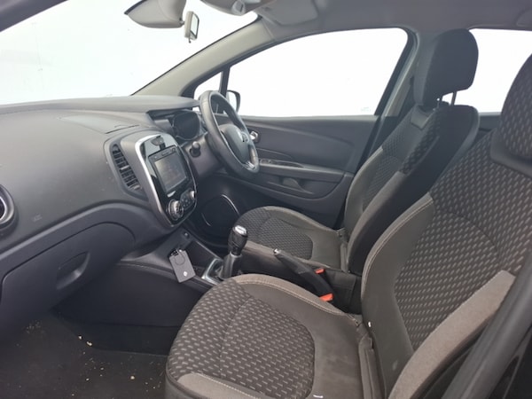 Used Renault Captur 2018 for sale - 76225752: Photo 5