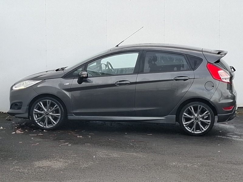 Used Ford Fiesta 2017 for sale - 76537053: Photo 4