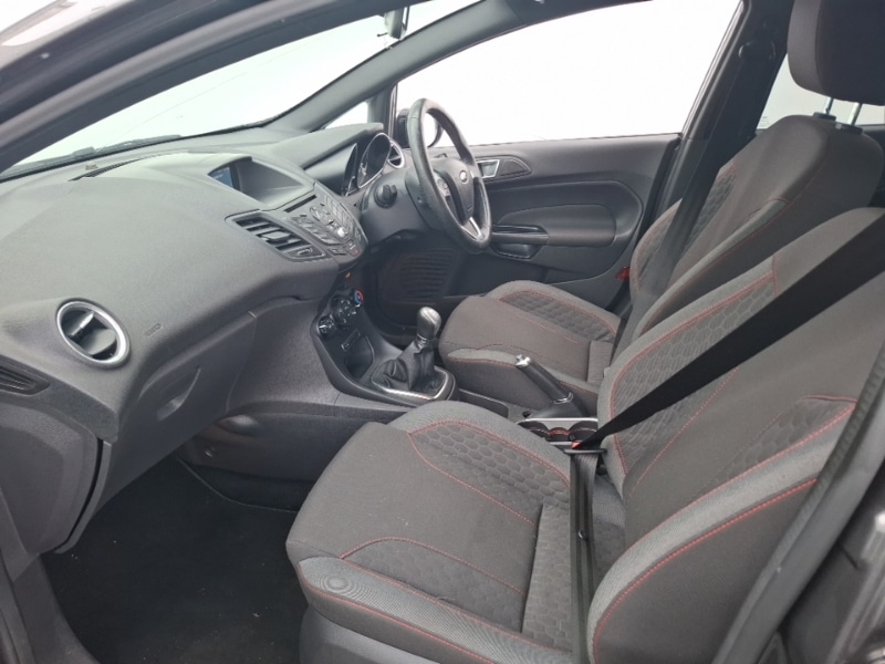 Used Ford Fiesta 2017 for sale - 76537053: Photo 5