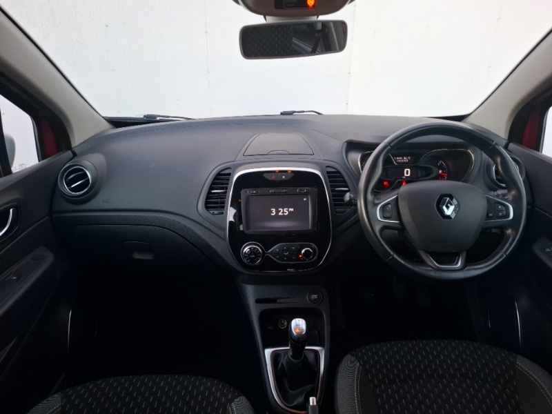 Used Renault Captur 2018 for sale - 76583630: Photo 2