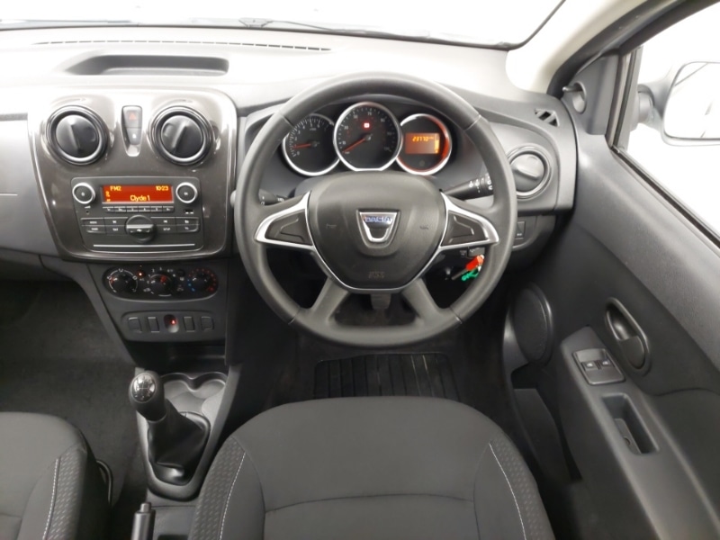 Used Dacia Sandero 2018 for sale - 76983016: Photo 7