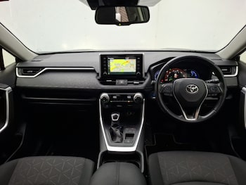 Used Toyota RAV4 2019 for sale - 76183220: Photo 2