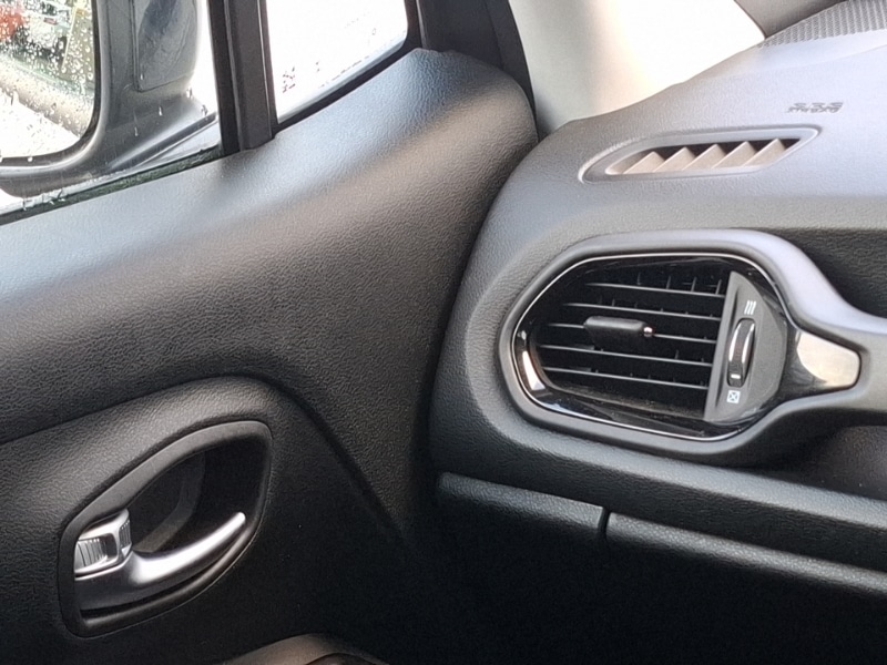 Used Jeep Renegade 2022 for sale - 76795515: Photo 11