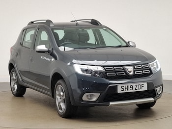 Used Dacia Sandero Stepway 2019 for sale - 78654124: Photo